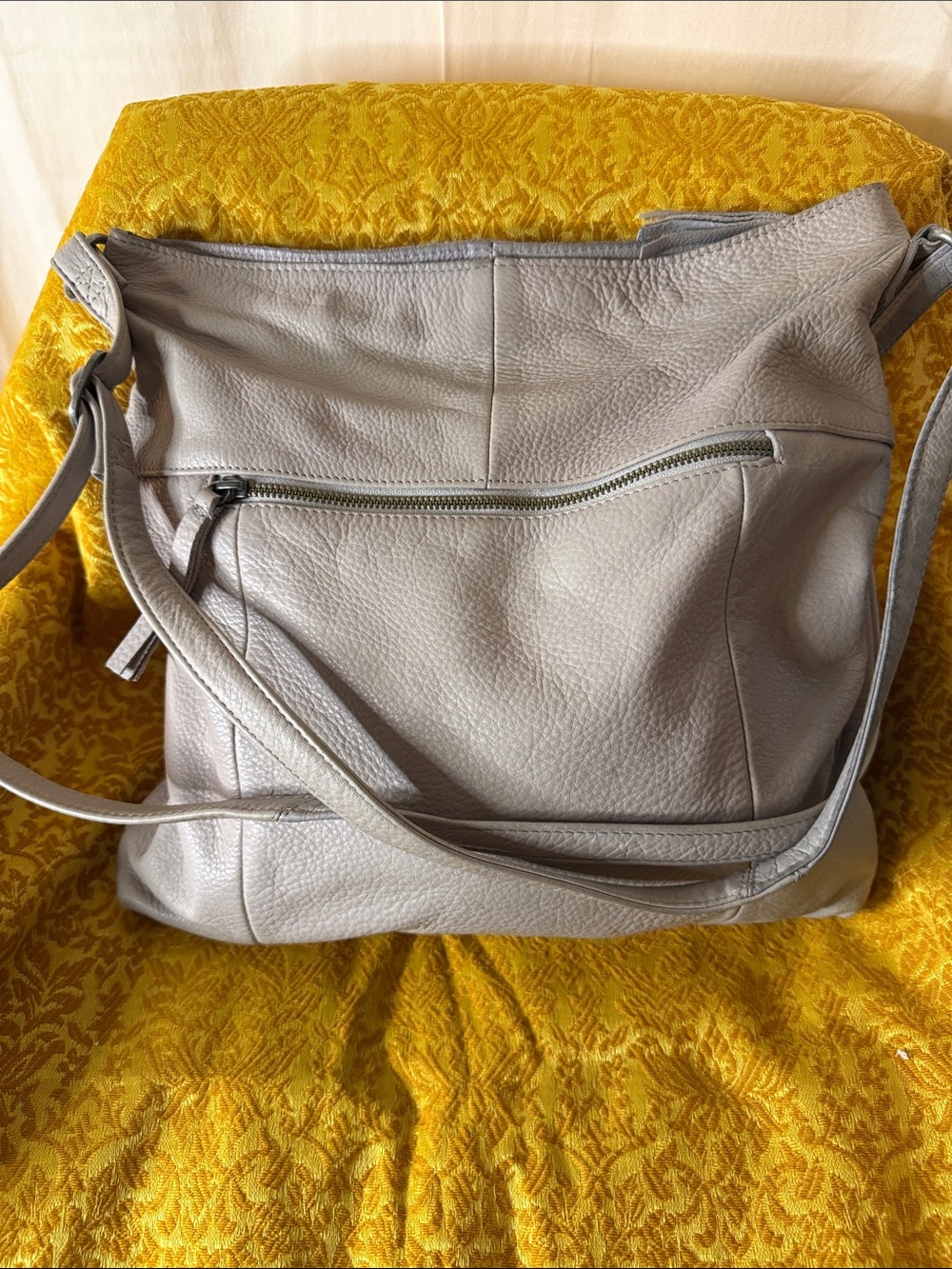 Pebbled Shoulder Tote in Light Gray